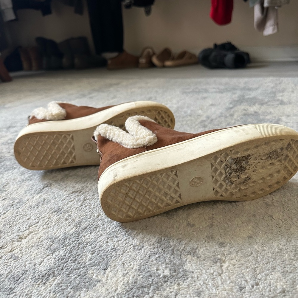 Sherpa Ankle Boot - Picture 5 of 5